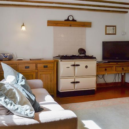 Woodhouse Cottage Hawarden 外观 照片