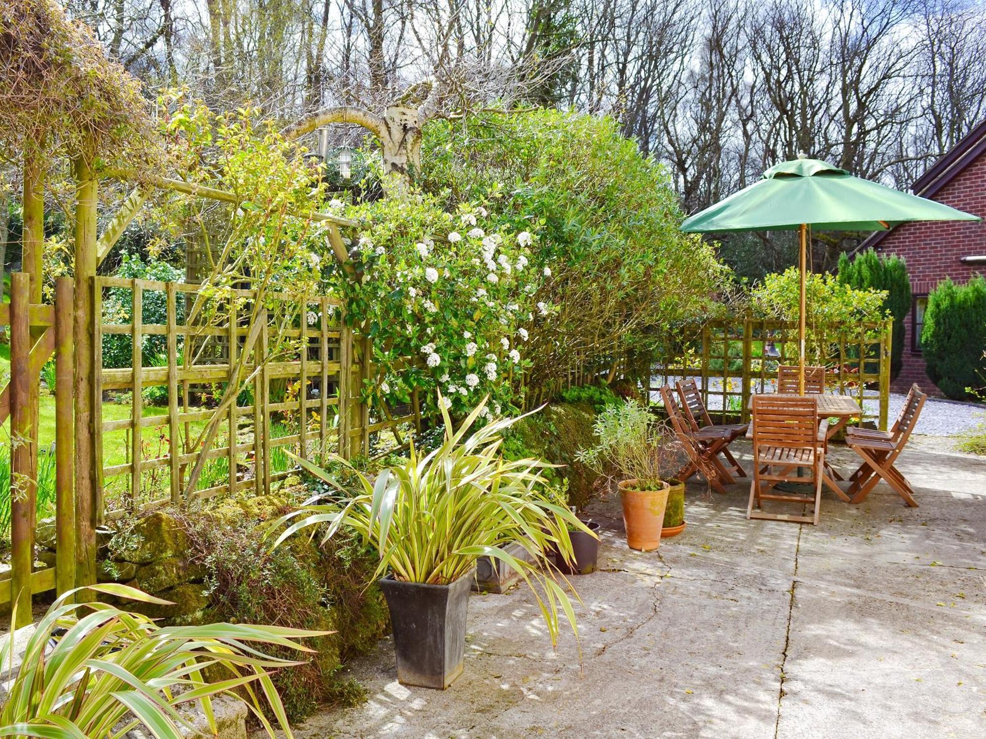 Woodhouse Cottage Hawarden 外观 照片