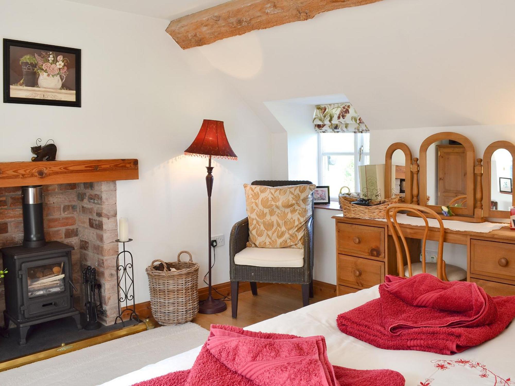 Woodhouse Cottage Hawarden 外观 照片